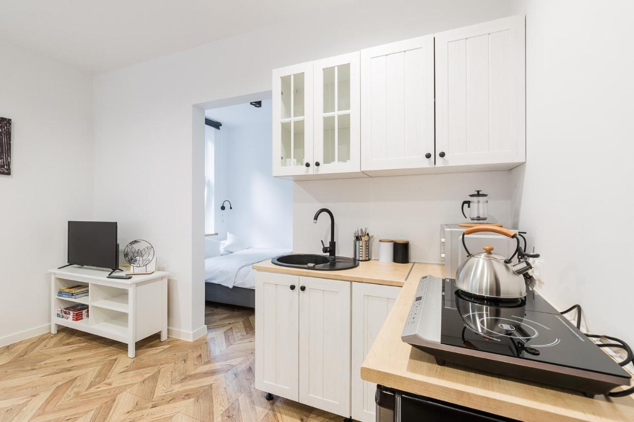 Апартаменти Apartament Na Plantach Лєско Екстер'єр фото